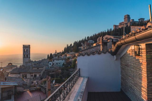 Bed and Breakfast Domus Fonte Dei Leoni Assisi Exterior foto